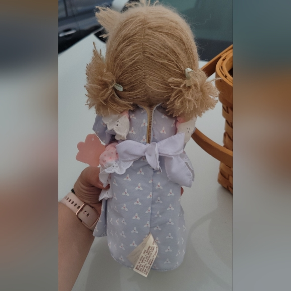 VINTAGE 1989 Precious Memories God loves a cheerful giver Ronnie WITH BASKET - Picture 15 of 15